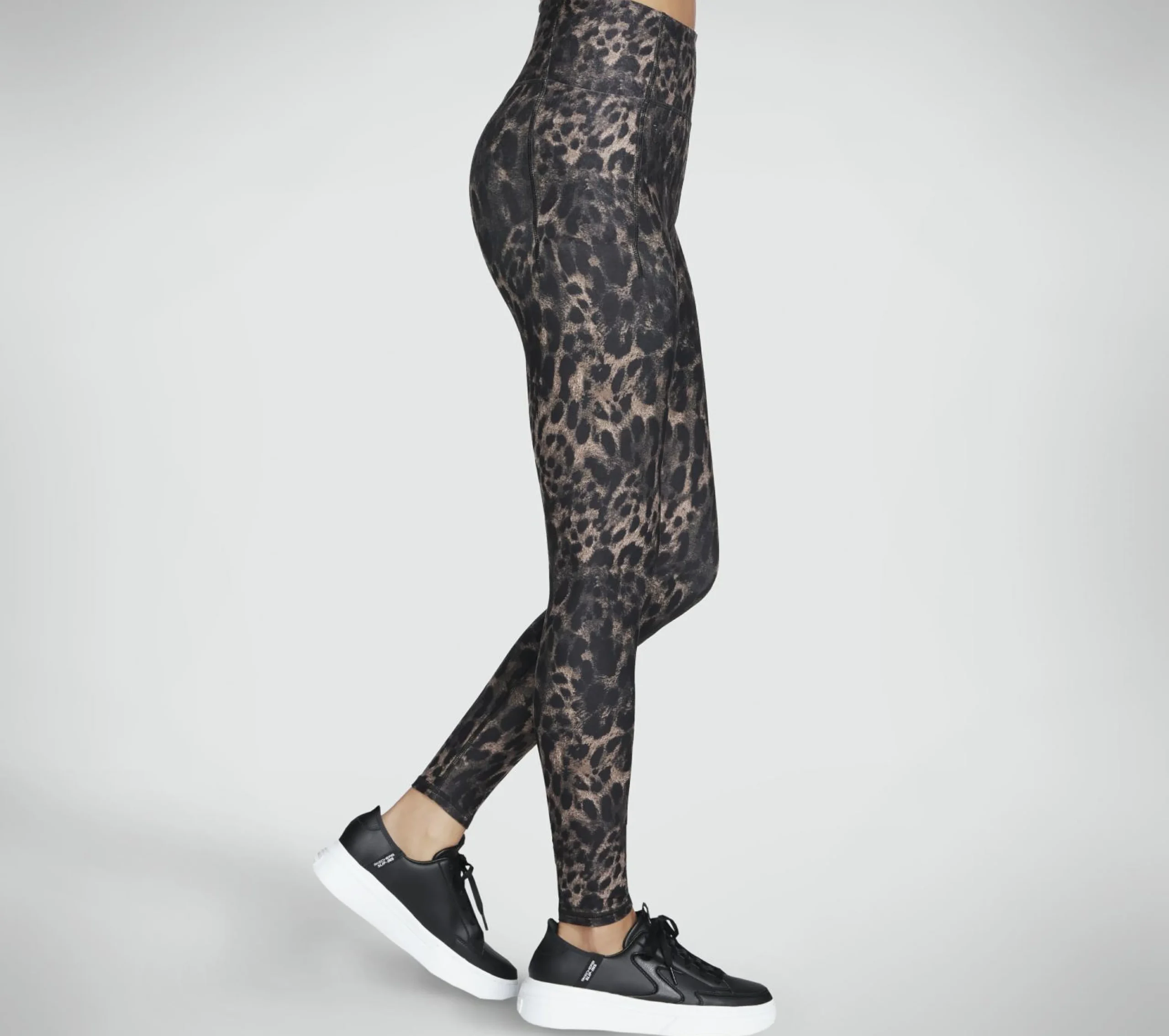 diamond_brushed_cheetah_h_2.webp SKECHERS Diamond Brushed Cheetah High Waisted Legging NATURAL / TAUPE Clearance